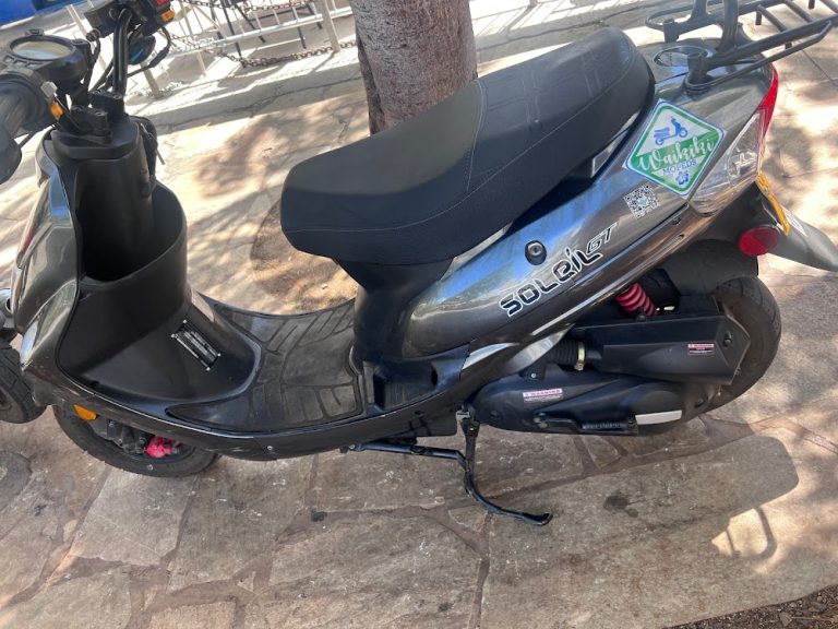 Waikiki Mopeds